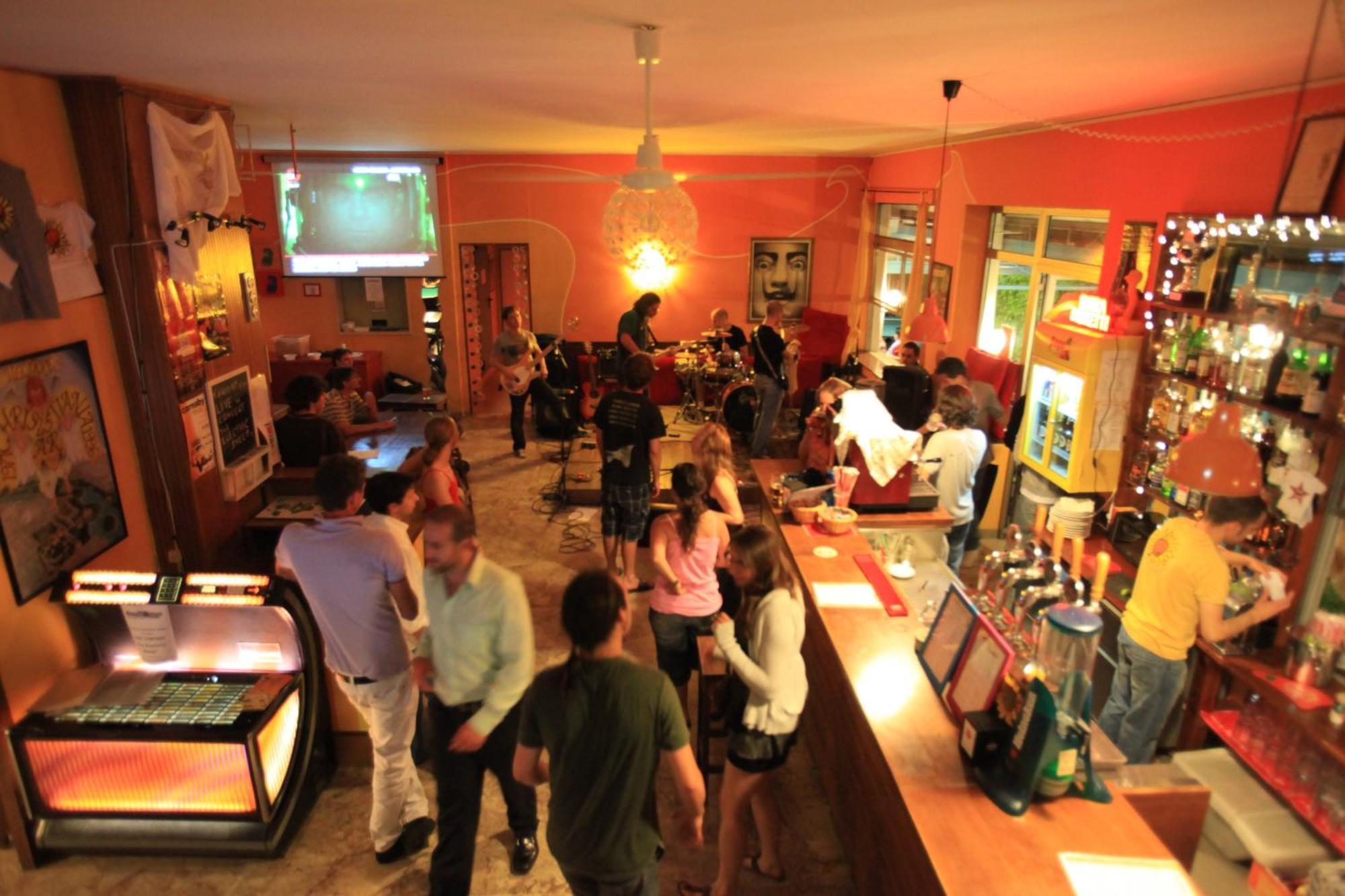 Sunflower Beach Backpacker Hostel & Bar Rimini Eksteriør billede
